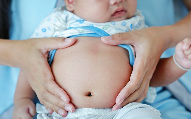 Unterstützung für Ihr Baby: Tipps zur Vorbeugung von Bauchkrämpfen